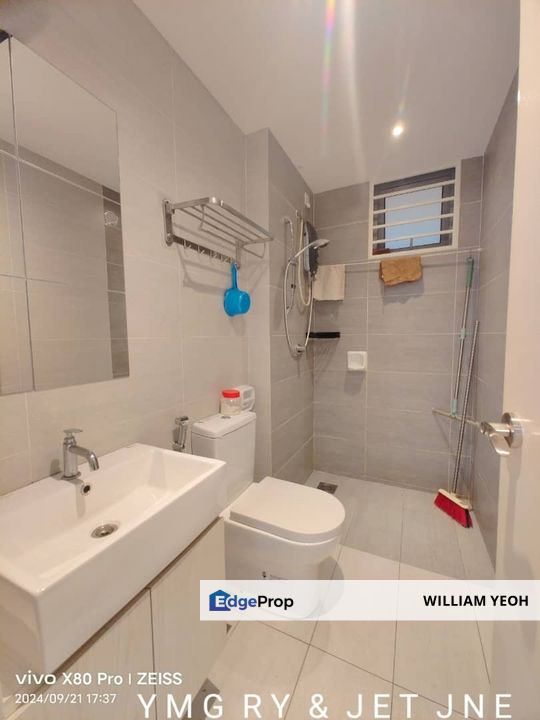 Gravit8 Adria 2 bedroom partially furnished for rent , Selangor, Klang