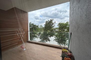 The Parque Residence @ Eco Santuary