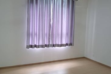 Gravit8 @ Klang South