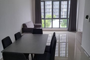 Gravit8 @ Klang South