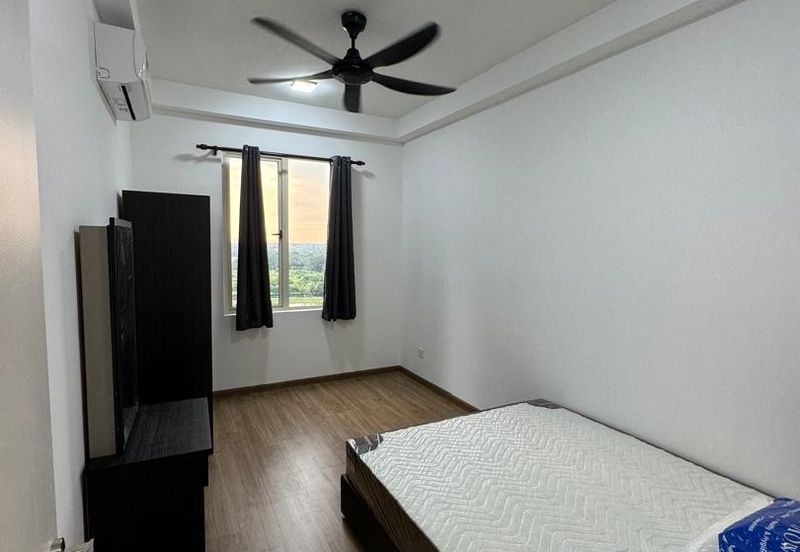 The Tresor @ Gravit 8 *