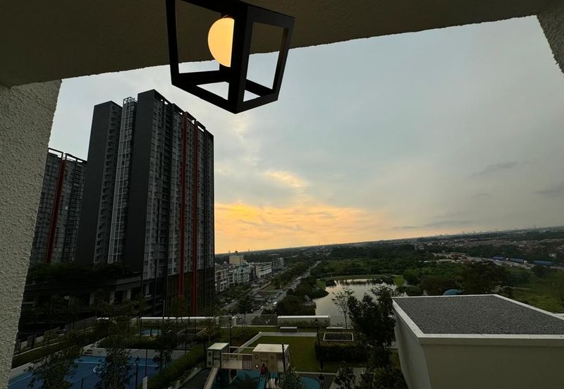 The Tresor @ Gravit 8 *