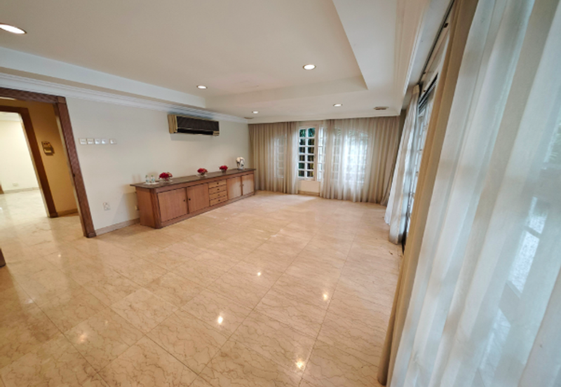 Bukit Pantai (Pantai Hill)