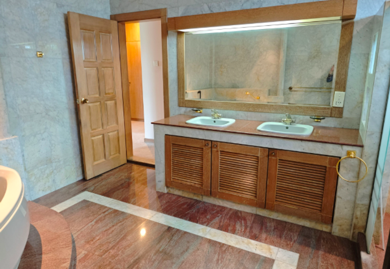 Bukit Pantai (Pantai Hill)