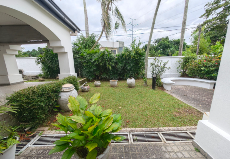 Bukit Pantai (Pantai Hill)