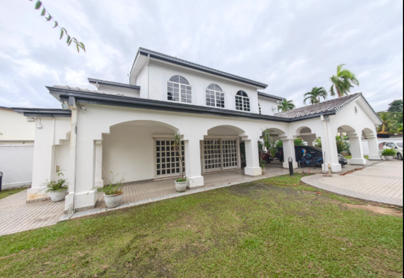 Bukit Pantai (Pantai Hill)