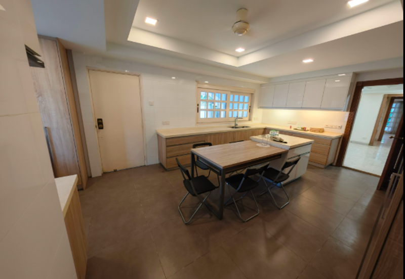 Bukit Pantai (Pantai Hill)