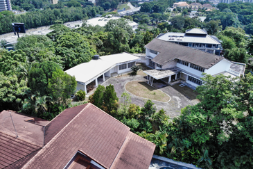 Jalan Selekoh Tunku 