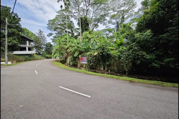 Jalan Taman Duta