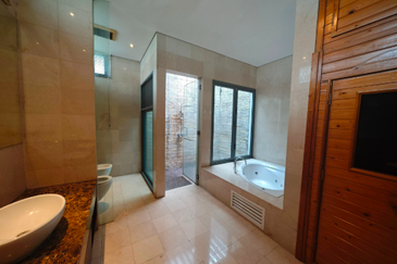 The Residence, Mont Kiara