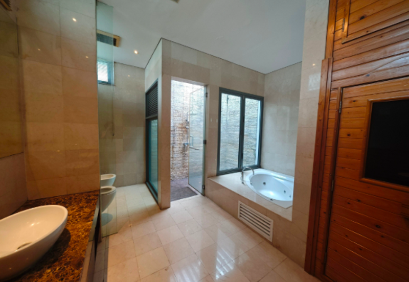 The Residence, Mont Kiara