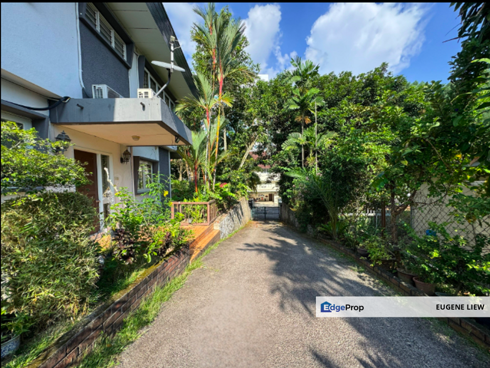 Spacious Two-Storey Home with Expansive Garden, Kuala Lumpur, Damansara Heights