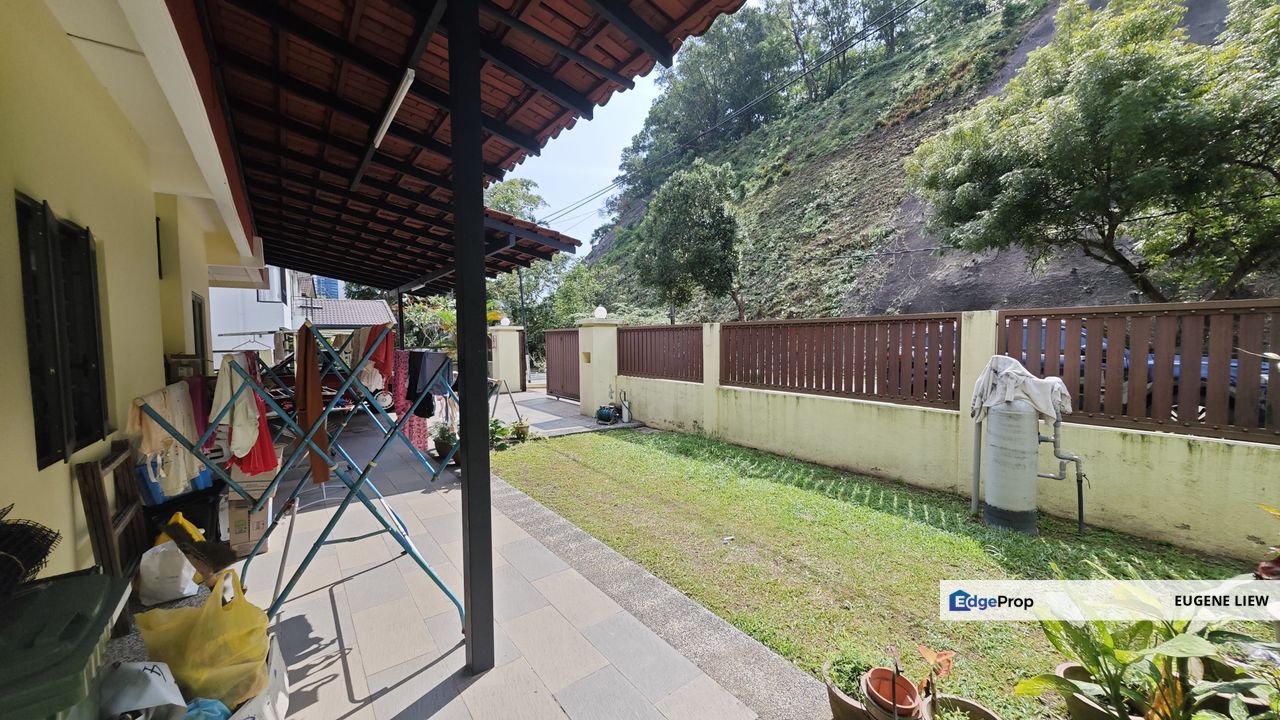 Tranquil Detached Home Surrounded by Greenery, Kuala Lumpur, Damansara Heights