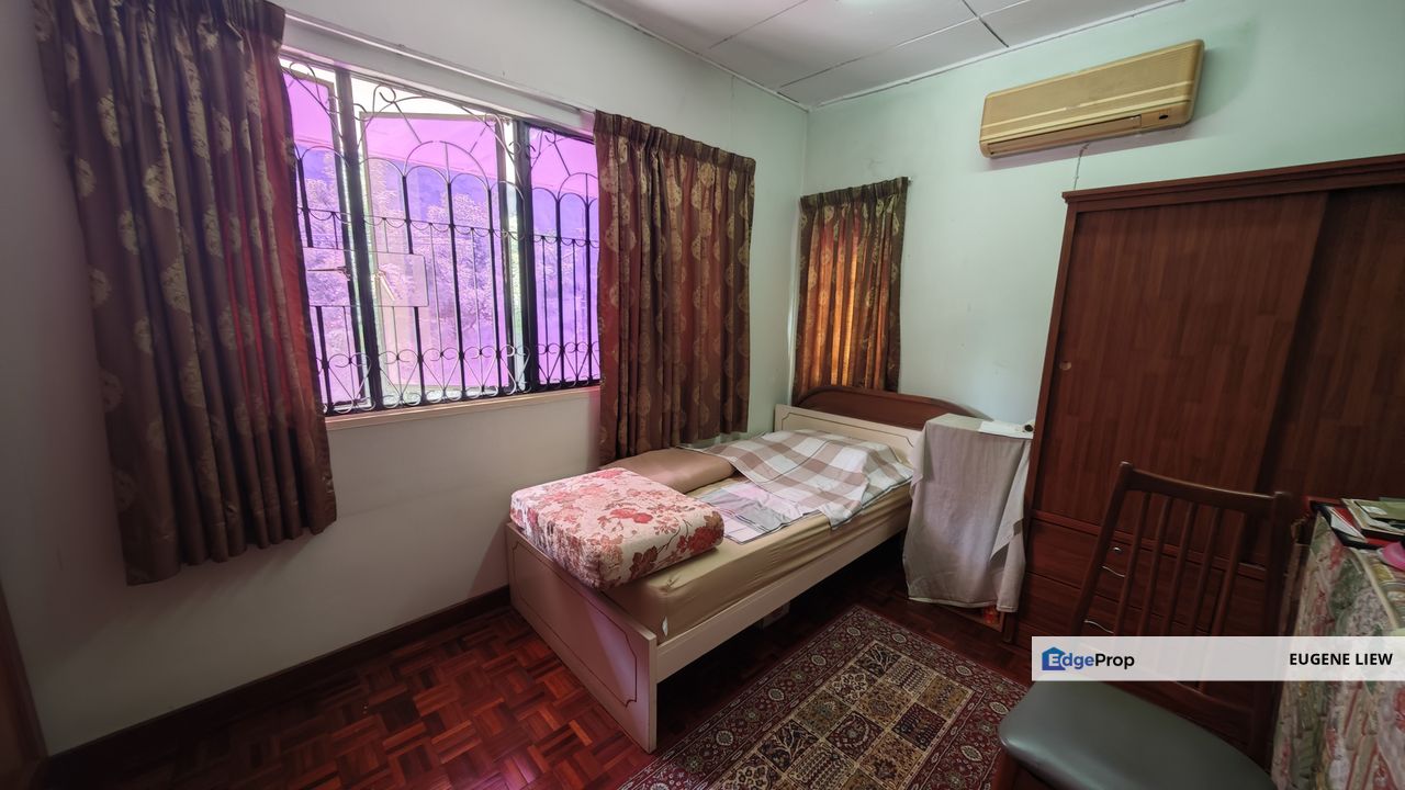 Tranquil Detached Home Surrounded by Greenery, Kuala Lumpur, Damansara Heights