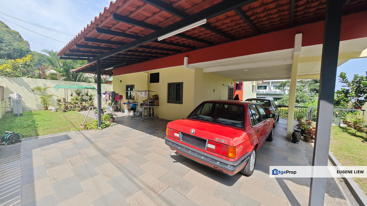 Tranquil Detached Home Surrounded by Greenery, Kuala Lumpur, Damansara Heights