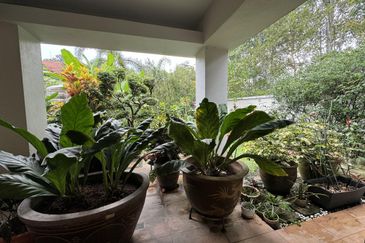 Serene Tropical Bungalow @ Impian Bukit Tunku