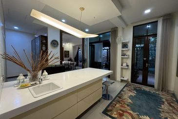 Serene Tropical Bungalow @ Impian Bukit Tunku