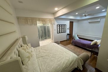 Serene Tropical Bungalow @ Impian Bukit Tunku