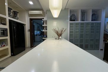 Serene Tropical Bungalow @ Impian Bukit Tunku