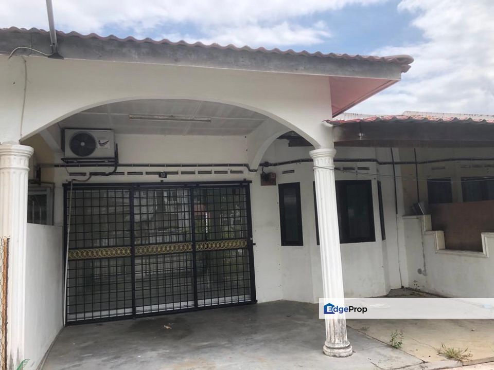 BERDEKATAN PUTRAJAYA Teres Setingkat Taman Kristal Dengkil Selangor, Selangor, Dengkil