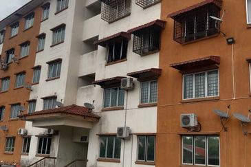 Pangsapuri Baiduri, Bandar Tasik Kesuma