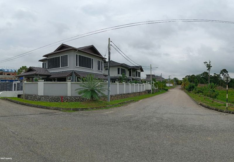 Taman Jenderam Murni *