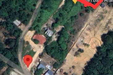 Jalan Bukit Cherakah 