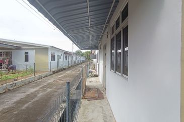 TAMAN LIPAT KAJANG PERDANA