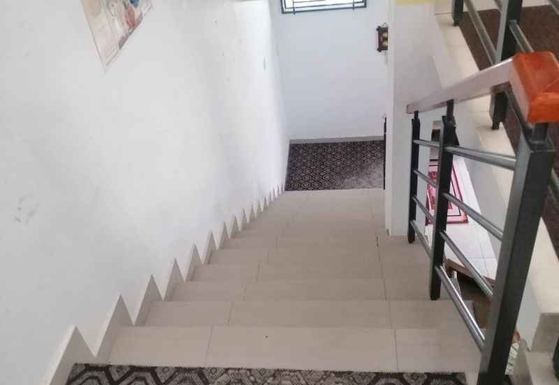 Taman Muzaffar Heights