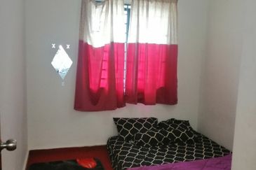 Taman Muzaffar Heights