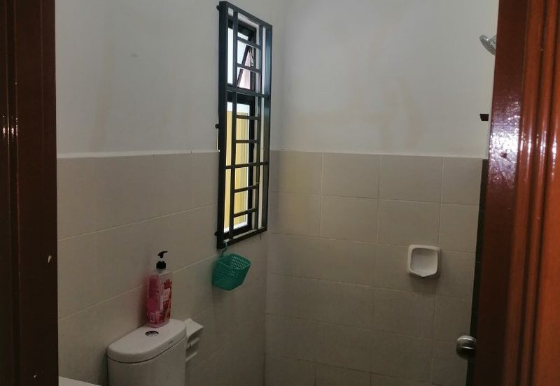 Taman Muzaffar Heights