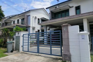 Taman Muzaffar Heights