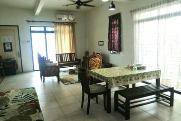 Taman Muzaffar Heights