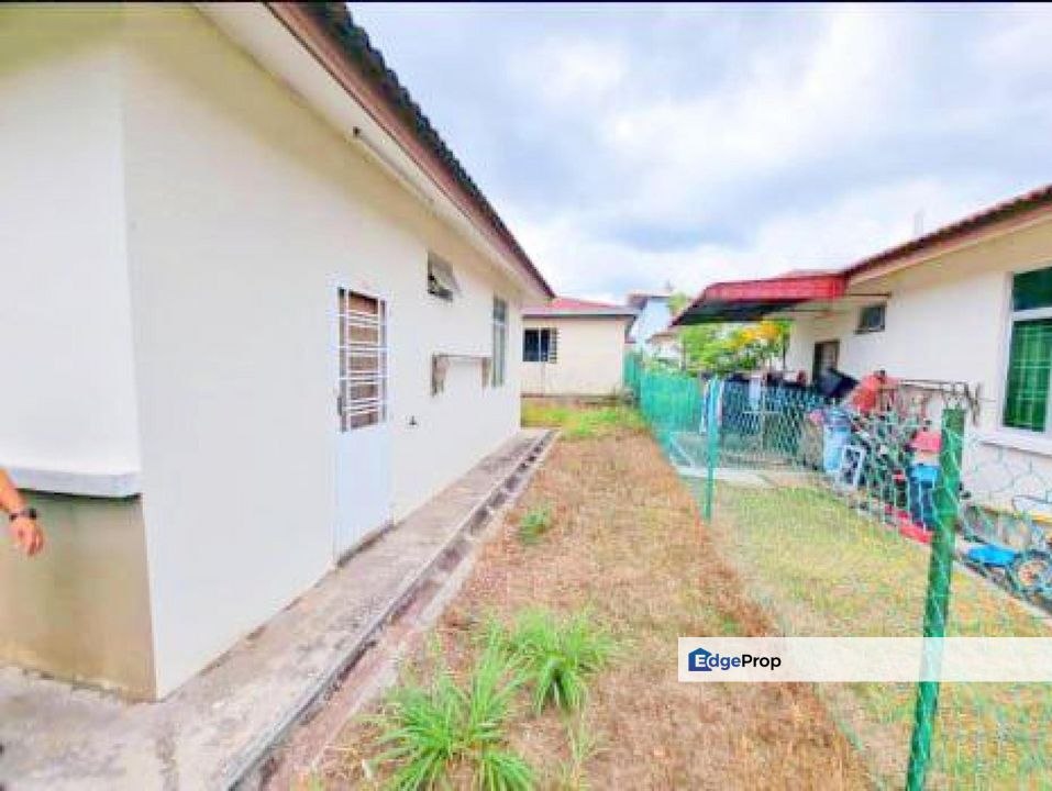 40'x80' FREEHOLD Banglo 1 Tingkat Taman Krubong Perdana Melaka, Melaka, Durian Tunggal