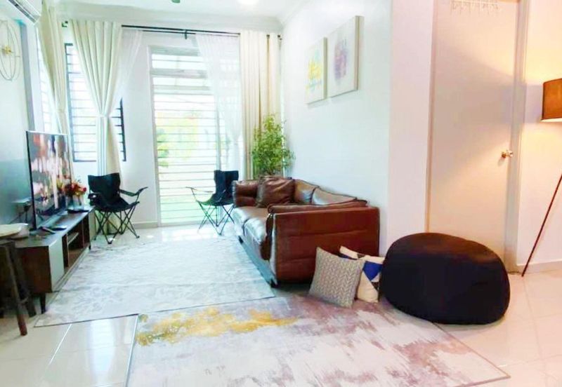 TOWNHOUSE CORNER LOT  TMN KASA HEIGHT,MELAKA (tingkat atas)