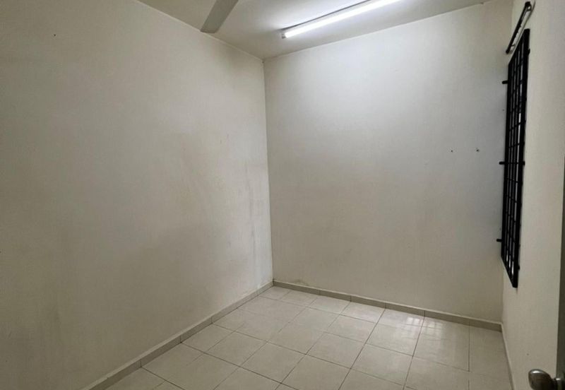 TAMAN LIPAT KAJANG PERDANA