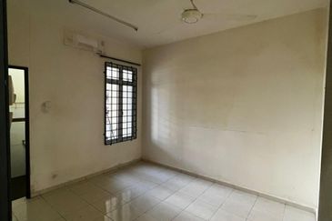 TAMAN LIPAT KAJANG PERDANA