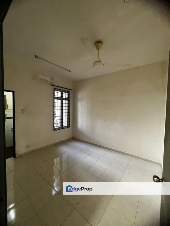 TERES SETINGKAT FOR SALE @ TAMAN LIPAT KAJANG JASIN, MELAKA, Melaka, Jasin