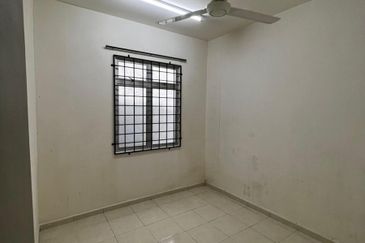 TAMAN LIPAT KAJANG PERDANA