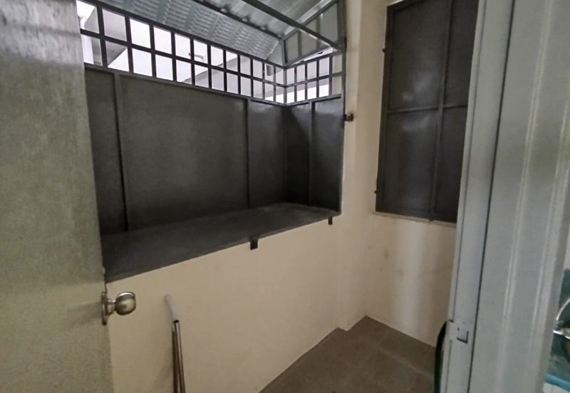 UNTUK DISEWA PANGSAPURI KUALA SUNGAI BARU MELAKA