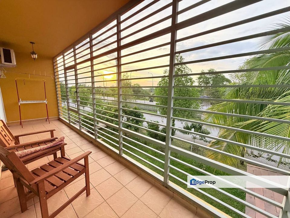 CORNER LOT OPEN FACING Laman Mawar Kota Serimas Nilai, Negeri Sembilan, Nilai