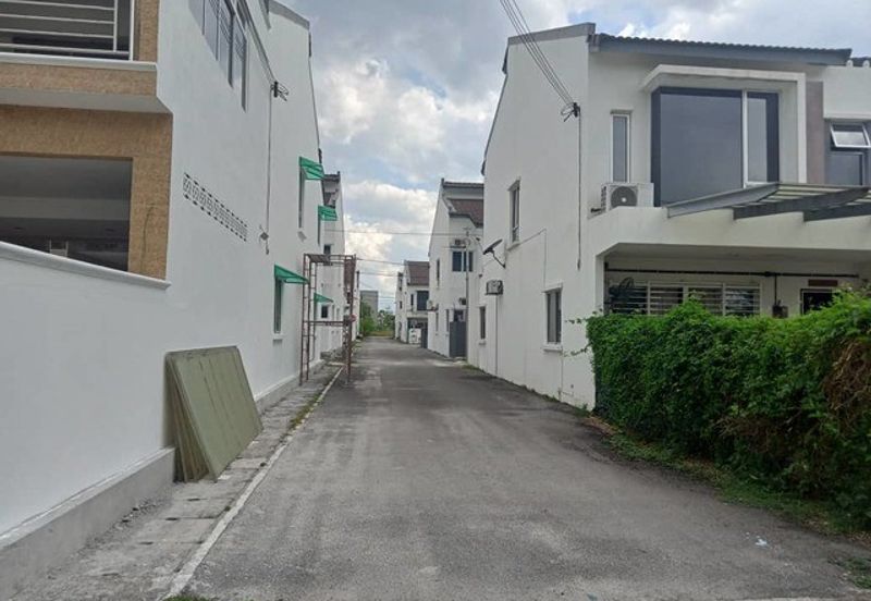 Endlot Taman Alam Sutera Aquila Puncak Alam Selangor