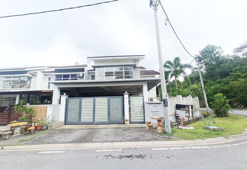 Taman Mawar, Bandar Baru Salak Tinggi