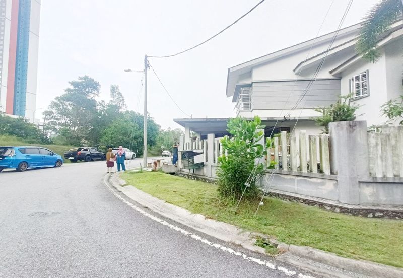 Taman Mawar, Bandar Baru Salak Tinggi