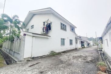 Taman Mawar, Bandar Baru Salak Tinggi