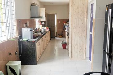 Taman Mawar, Bandar Baru Salak Tinggi