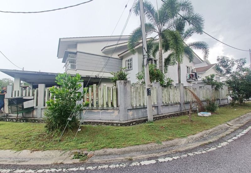 Taman Mawar, Bandar Baru Salak Tinggi