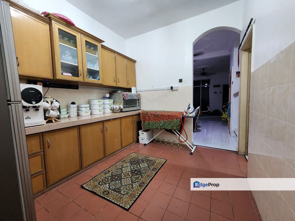 FACING OPEN Taman Bukit Cheng 2 Storey, Melaka, Cheng