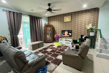 RENOVATED FURNISHED 2 Storey Taman Melaka Perdana Ayer Keroh