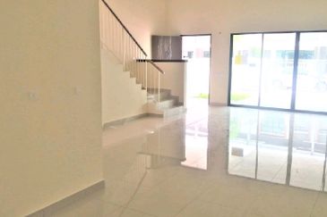 Scarlet, Bandar Rimbayu 